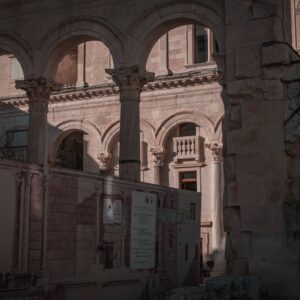 Muse-X: Consultoría Estratégica en Patrimonio Digital y XR